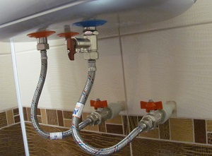 Подключение накопительного водонагревателя в Павловске